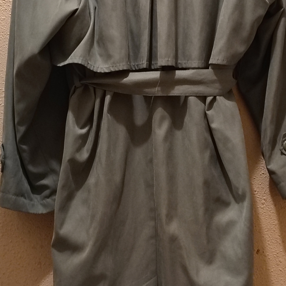 London Fog Trench Coat - Picture 11 of 11